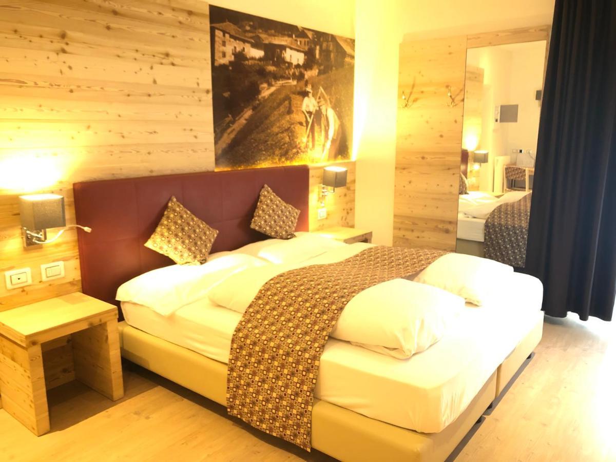 Hotel Eccher 3 Stelle Superior Mezzana  Exterior foto