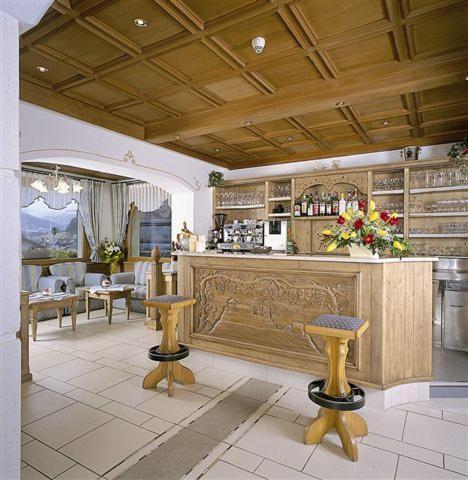 Hotel Eccher 3 Stelle Superior Mezzana  Exterior foto