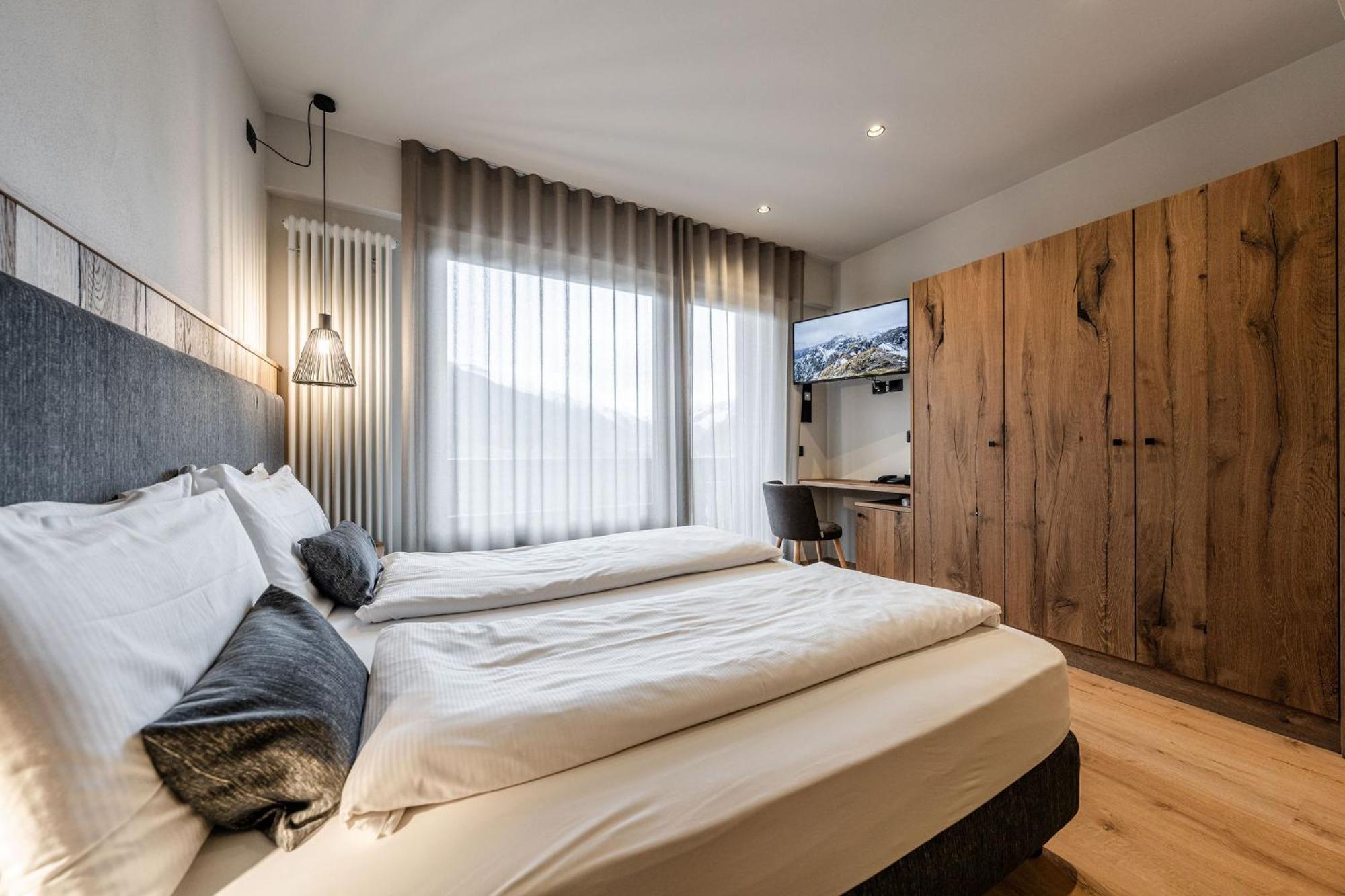 Hotel Eccher 3 Stelle Superior Mezzana  Exterior foto